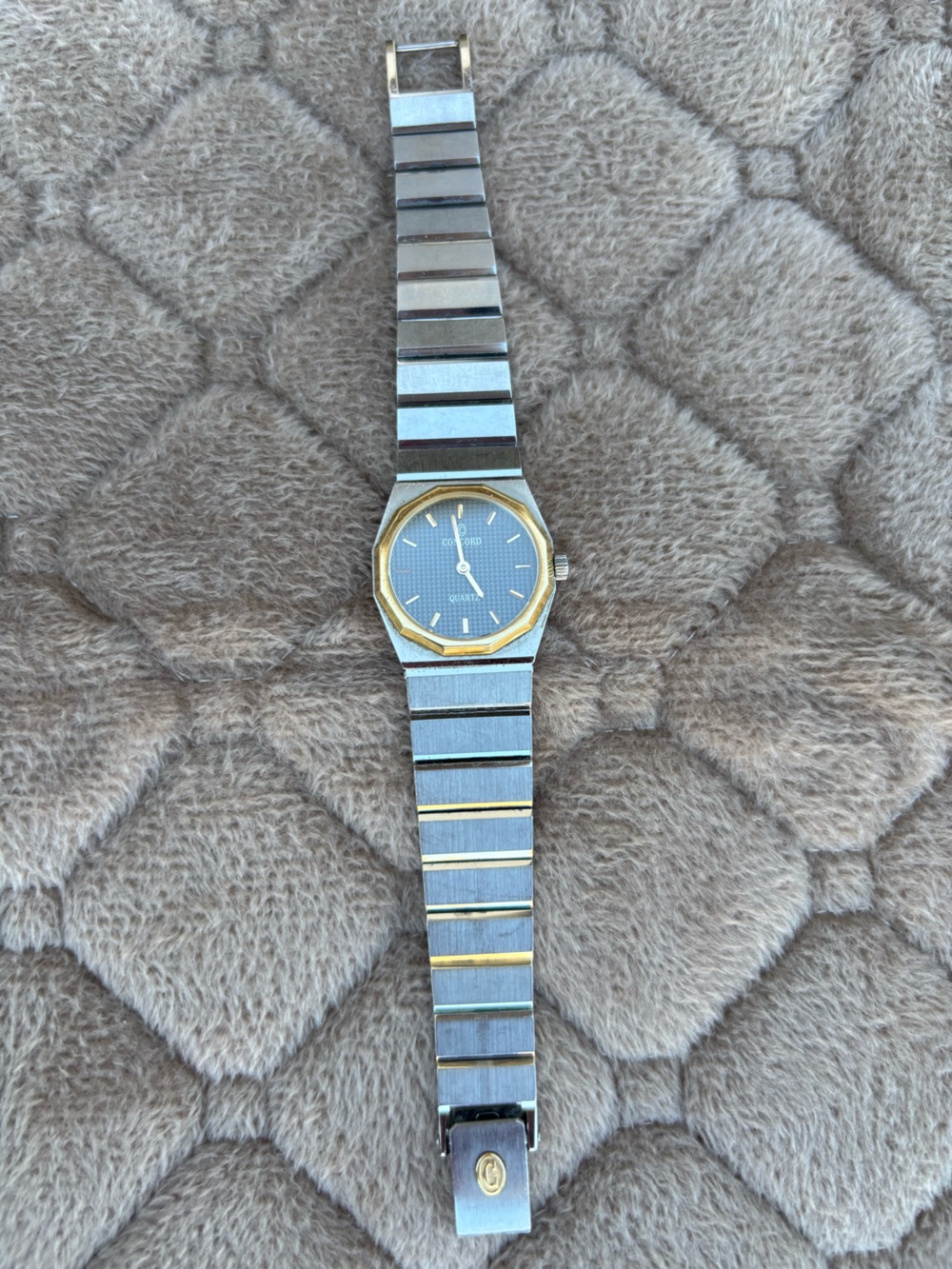 Concord Mariner SG Two Tone Stainless Steel Gold Quartz Watch Blue Dial Womens